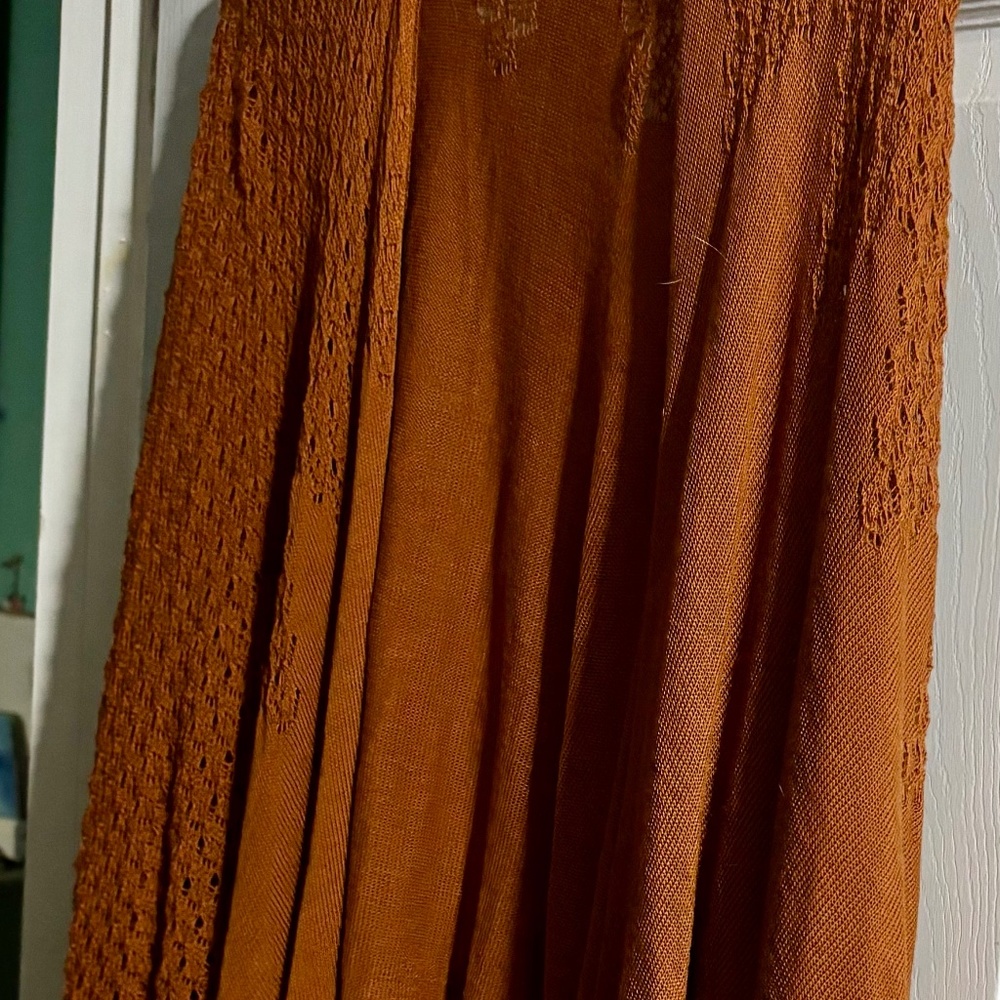 Apt. 9 Shrug